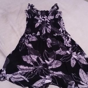 BLACK AND WHITE FLOWER ROMPER